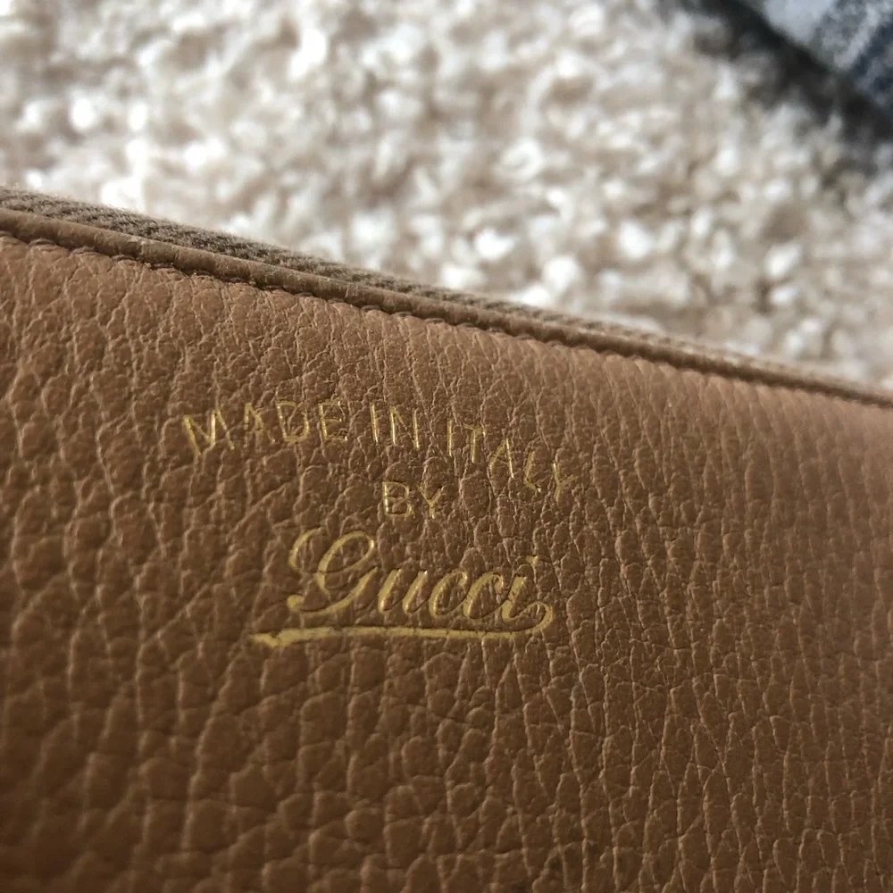 Gucci nude zip wallet - Picture 2 of 3